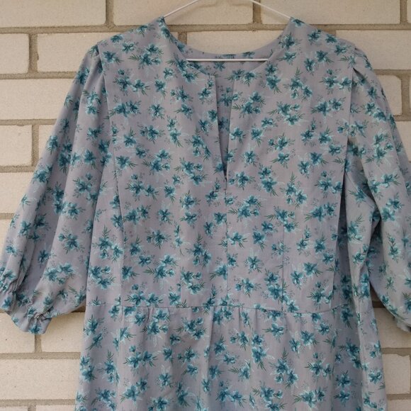 Amish Mennonite Cape Dress PLUS SIZE 43" B 42" W Gray Blue Floral Handmade - Picture 4 of 9